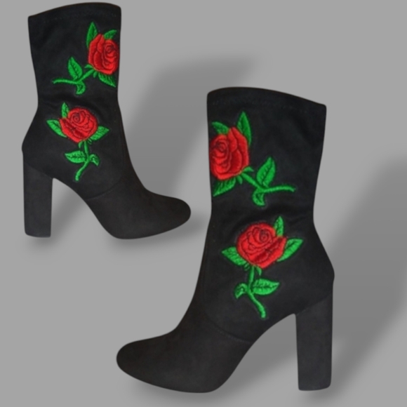 🛑BOGO 🆕Camel Floral Embroidered Detailed High Ankle Boot - Picture 7 of 11